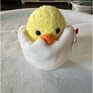 NWT TY Beanie Baby “Eggbert” birthday 4/10/1998.